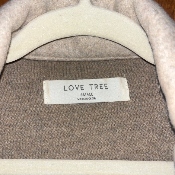 Beige shacket - Picture 3 of 4